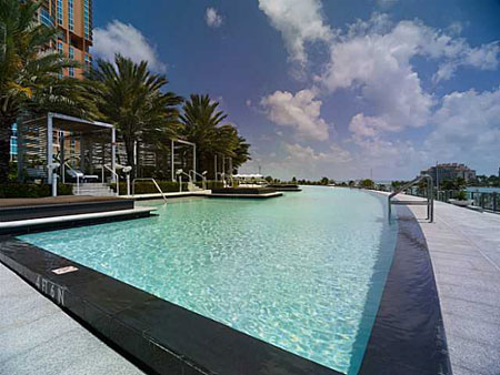 Apogee South Beach Residences, South of Fifth