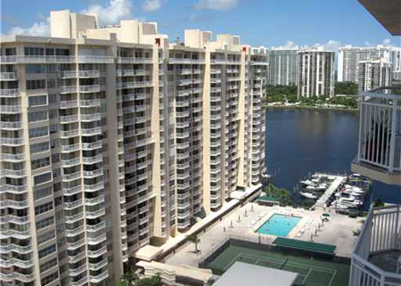Del Prado on the Bay Condo, Aventura, Florida