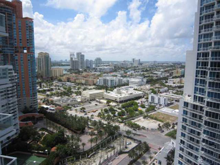 Continuum Tower One Condo, South Beach