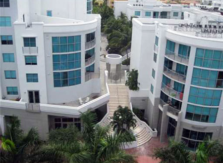 Cosmopolitan on South Beach