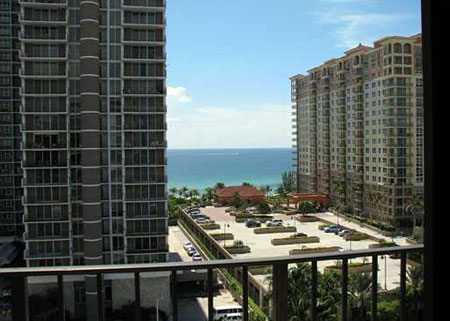 Avant Garde condo Hallandale Beach
