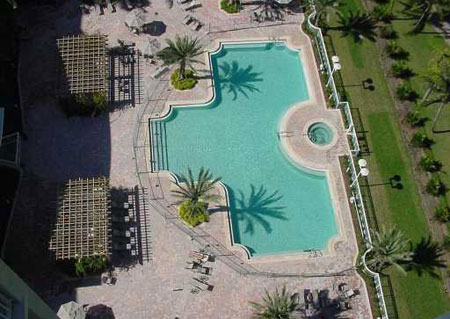 Duo condo Hallandale