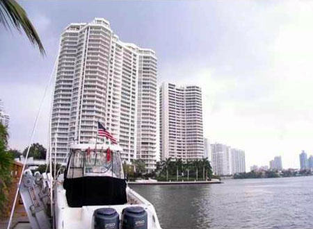 WIlliams Island 2000 Condo in Miami, Florida