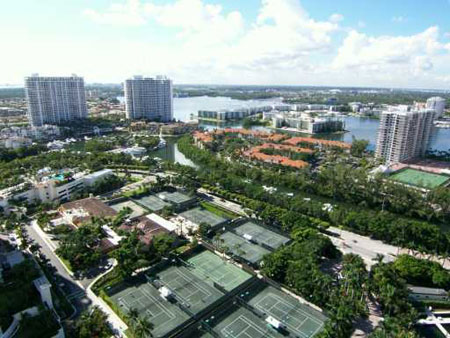 7000 Williams Island, Villa Marina, in Aventura for sale and rent