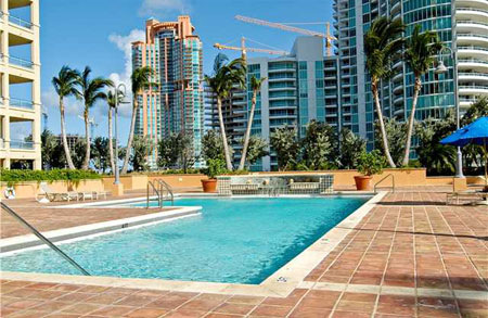 The Yacht Club at Portofino, South Beach