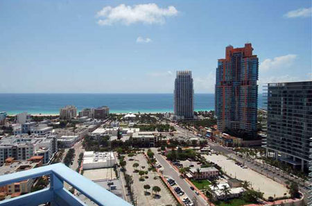 The Yacht Club at Portofino, South Beach