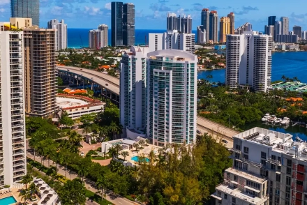 The Parc condos real estate Aventura