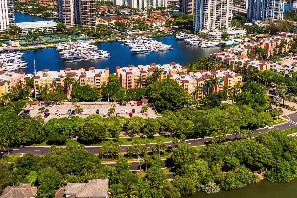 The Yacht Club at Aventura Condo for Sale