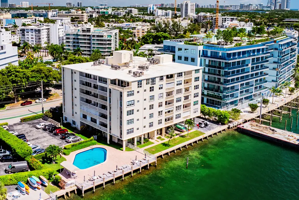 The Caravelle Condominium, Bay Harbor Islands 33154