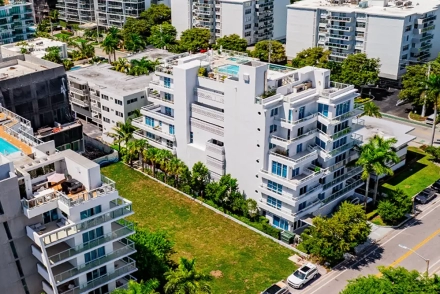 Pearl House Condo, Bay Harbor Islands