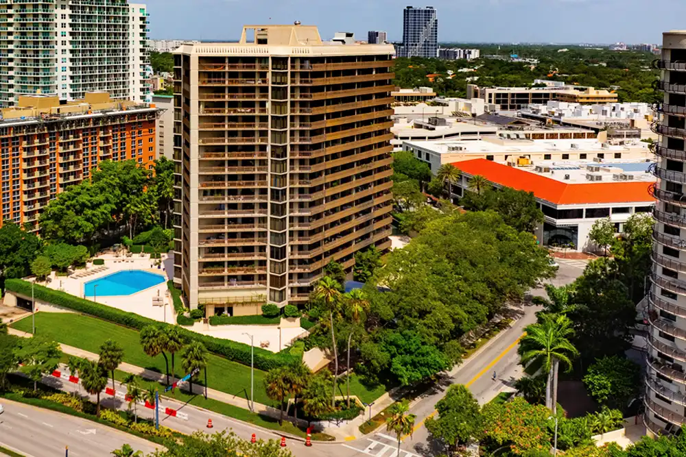 Yacht Harbour Condo for Sale and Rent, Coconut Grove, Miami
