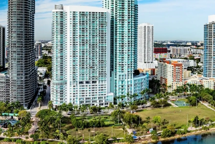 1800 Club Condo Residences for Sale and Rent, Edgewater