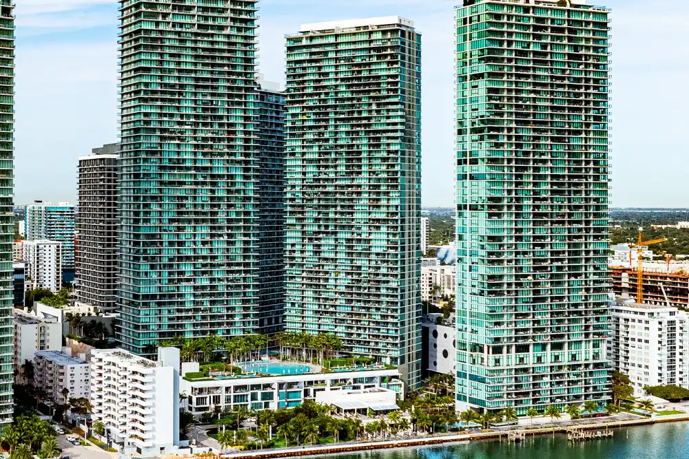 Paraiso Bay Condo Residences in Edgewater Miami for Sale