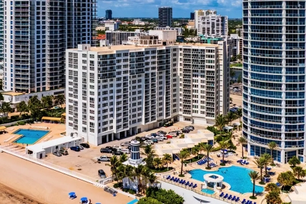 Alexander Towers Condo Hollywood Beach for Sale
