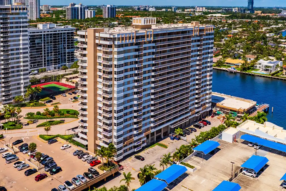 The Hemispheres Bay North Condo in Hallandale Beach for Sale and Rent 