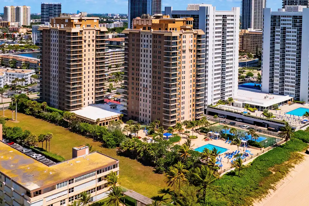 Malaga Towers Condo Hallandale Beach for Sale
