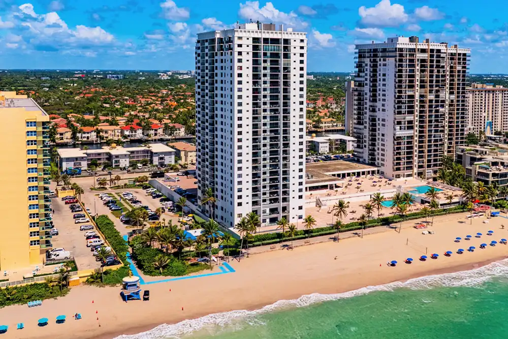 Quadomain Сatania Condo for Sale and Rent in Hollywood, FL