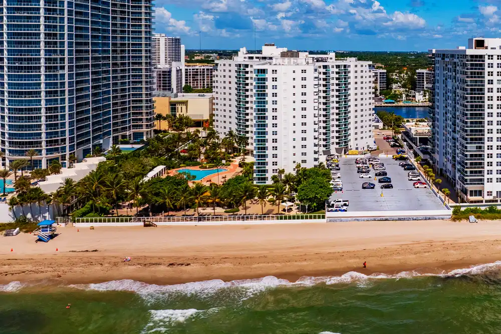 Residences on Hollywood Beach condos for sale and rent in Florida