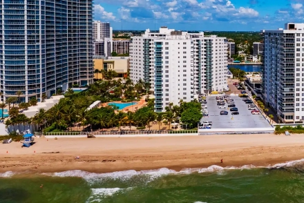 Residences on Hollywood Beach condos for sale and rent in Florida