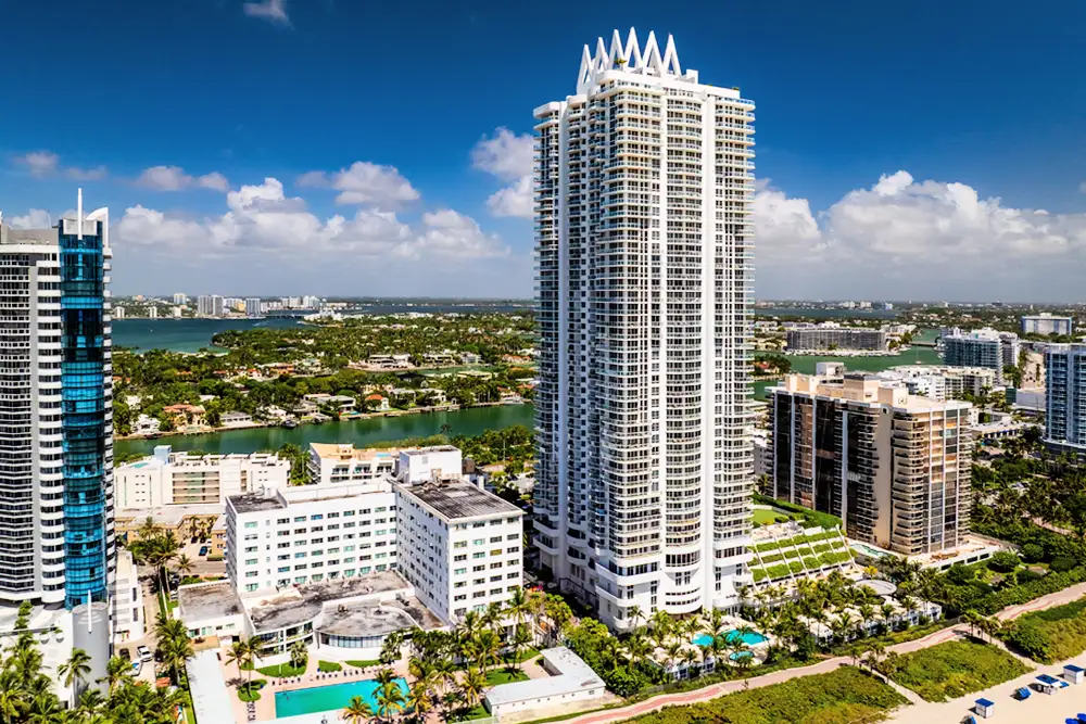 Akoya condos for sale and rent
