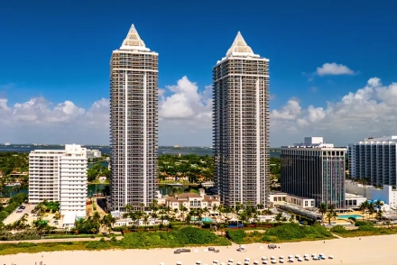 Blue and Green Diamond condo for sale and rent