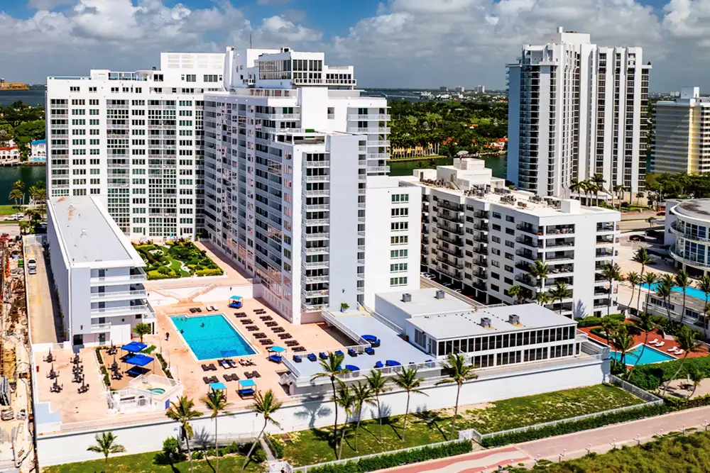 Carriage House Condo Miami Beach for Sale and Rent