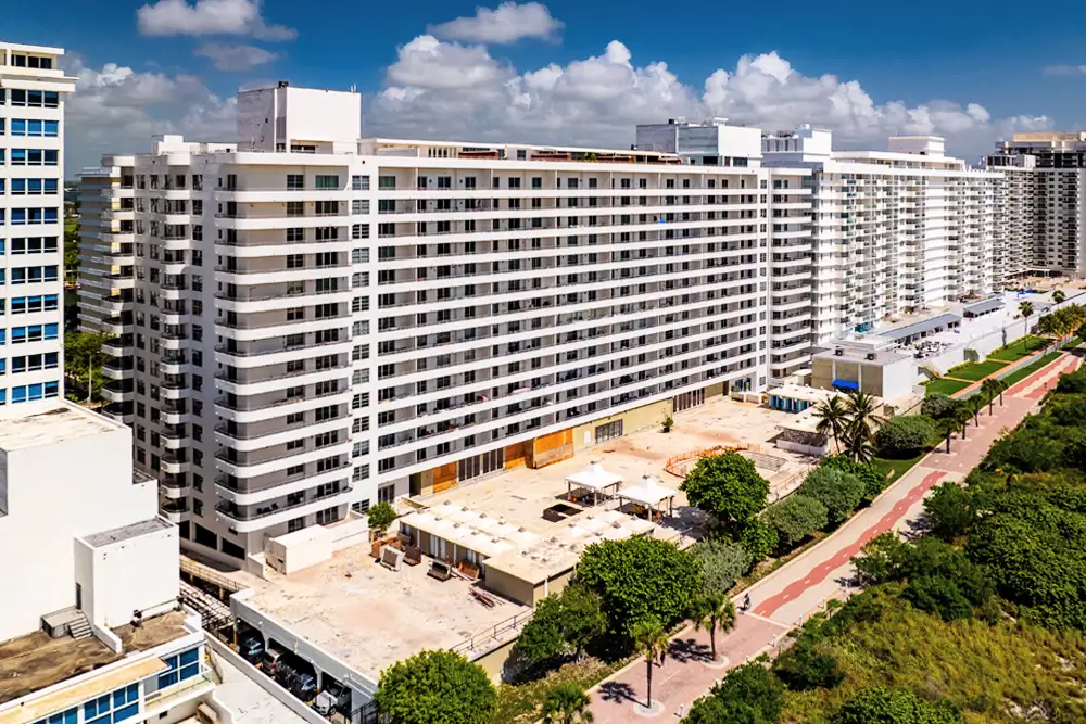 Oceanside Plaza Miami Beach Condo for Sale