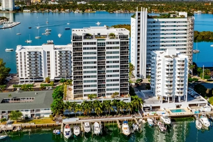 Blue Bay Tower Condos for Sale in North Bay Village