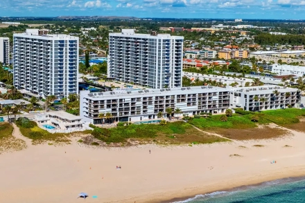 Silver Thatch, Pompano Beach 33062