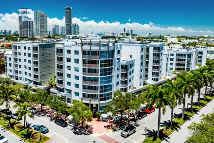 Cosmopolitan Residences South Beach for Sale and Rent, South of Fifth