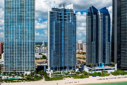 Jade Beach Apartments for Sale and Rent in Sunny Isles Beach, Florida. Sunny Isles Real Estate Agents