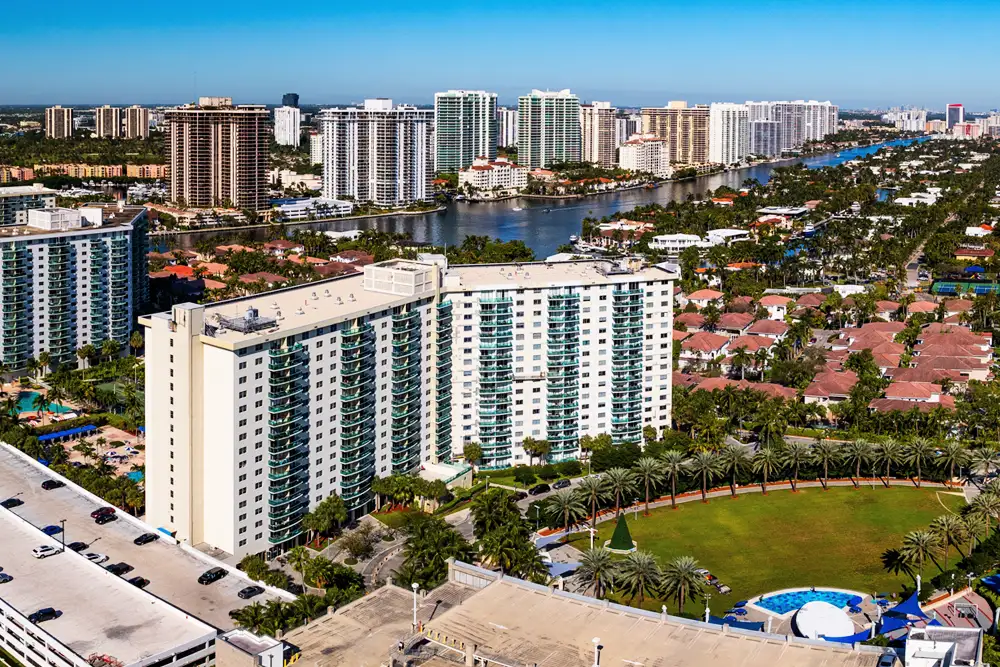 Ocean Reserve Condos for Sale and Rent in Sunny Isles Beach, Florida. Sunny Isles Real Estate Agents 