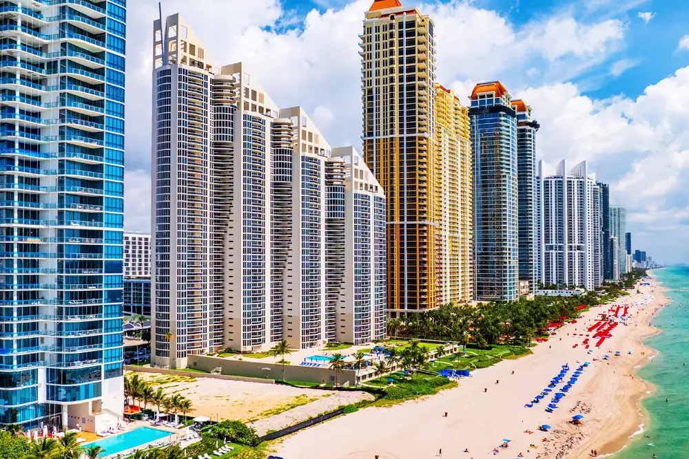 Pinnacle Condos for Sale and Rent in Sunny Isles Beach, Florida