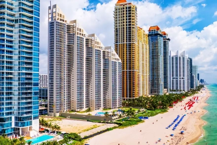 Pinnacle Condos for Sale and Rent in Sunny Isles Beach, Florida