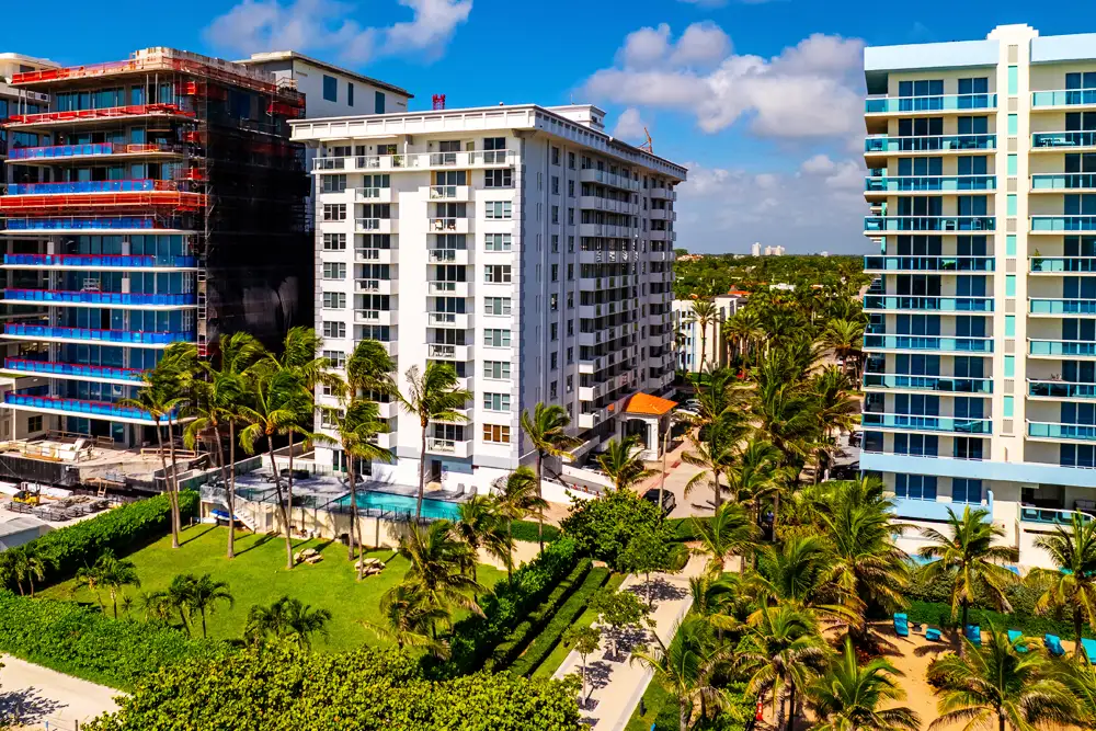 Carlisle on the Ocean Condo in Surfside for Sale and Rent