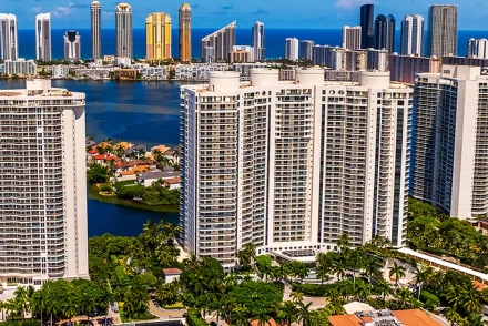 Bella Mare at Williams Island Condominiums in Aventura for Sale and Rent