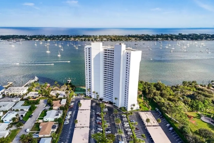 Placido Mar Condo, West Palm Beach 33407