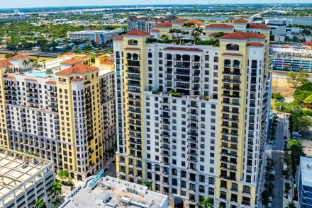 Two City Plaza Condos for Sale in West Palm Beach, FL