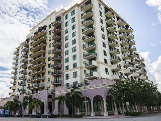 1300 Ponce