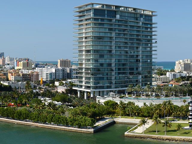 Apogee apartments for sale and rent