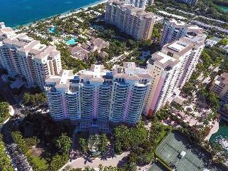Club Towers