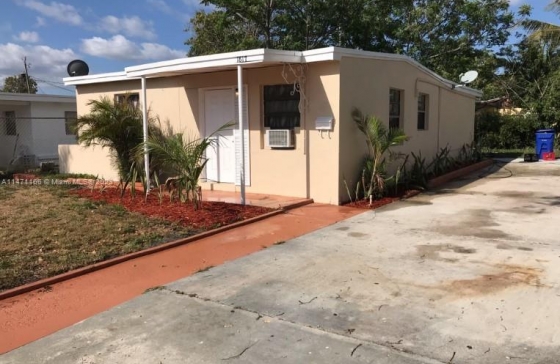 1817 NW 25th Ave #