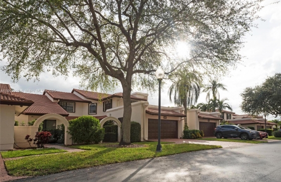 9318 NW 50th Doral Cir #00
