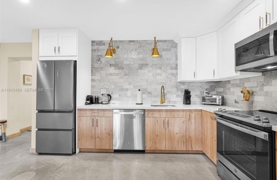 1012 NE 2nd Street #