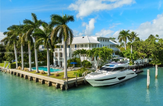 100  Cape Florida Dr #