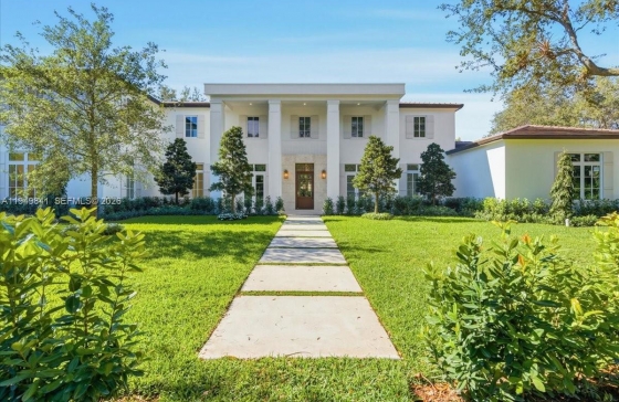 5940 SW 100th Ter #