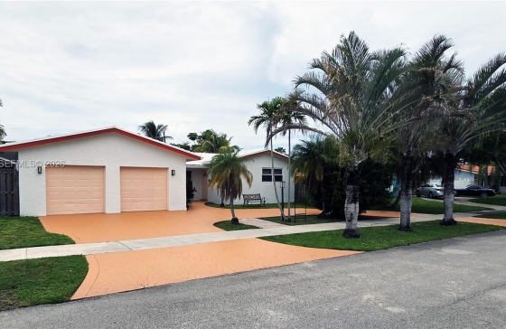 1245  Coral Ln #