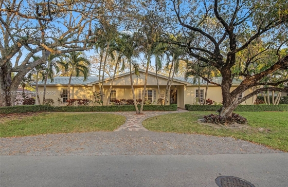 15401 SW 81 Av #