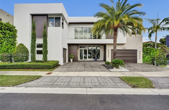 10223 NW 75th Ter #.