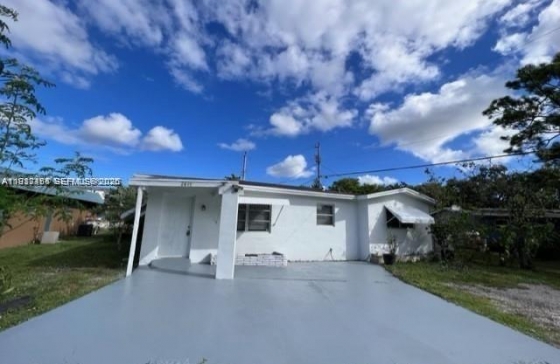 2601 SW 5th St #
